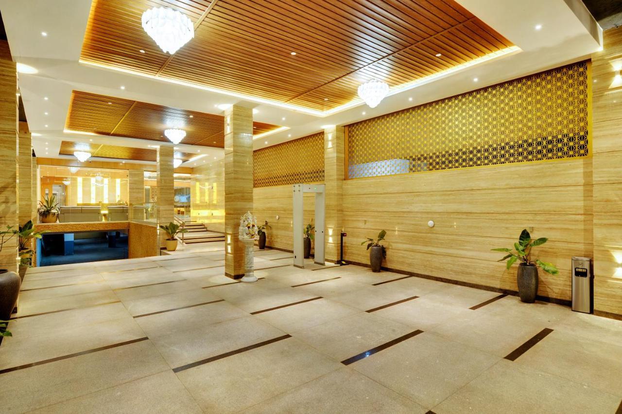 Clarion Hotel Bangalore Yesvantpur ภายนอก รูปภาพ