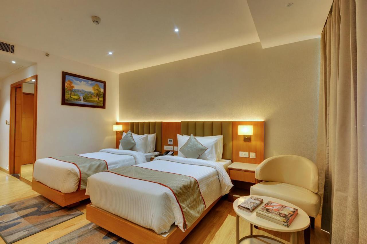 Clarion Hotel Bangalore Yesvantpur ภายนอก รูปภาพ