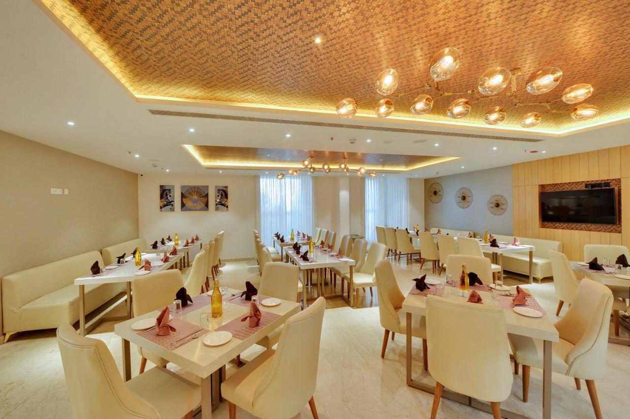 Clarion Hotel Bangalore Yesvantpur ภายนอก รูปภาพ