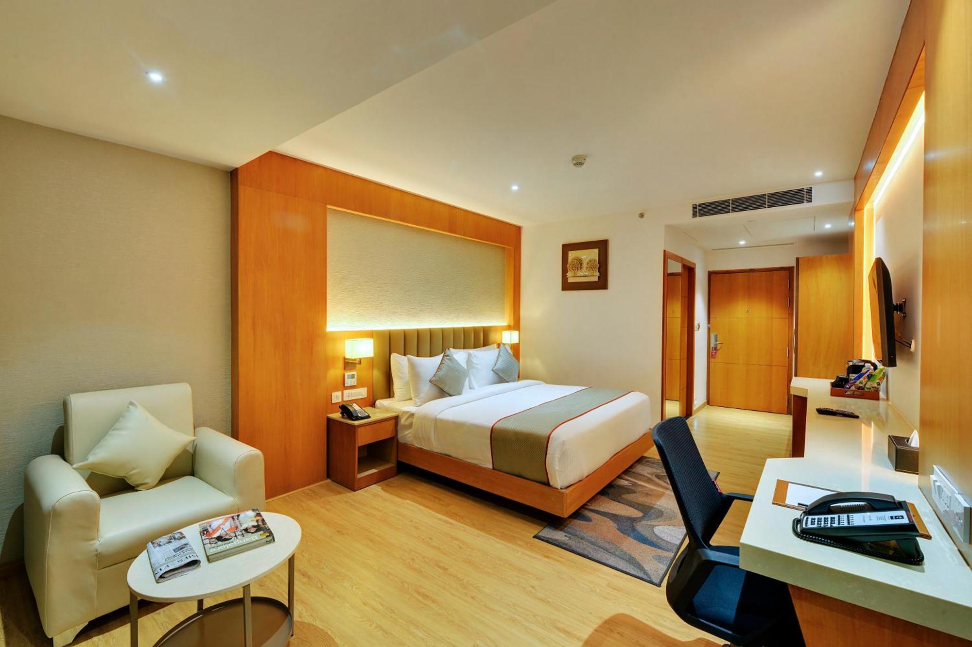 Clarion Hotel Bangalore Yesvantpur ภายนอก รูปภาพ
